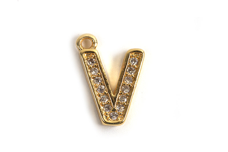 Bogstav m/zirkonia, V, 11x8 mm, forgyldt med 18K guld, 1 stk.