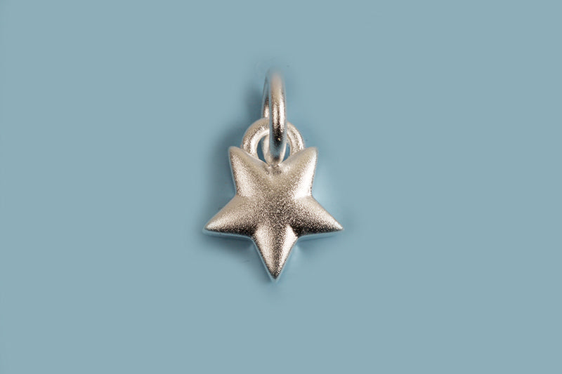 Vedhæng, stjerne, mat, ca. 7x5 mm, 925s, 1 stk.