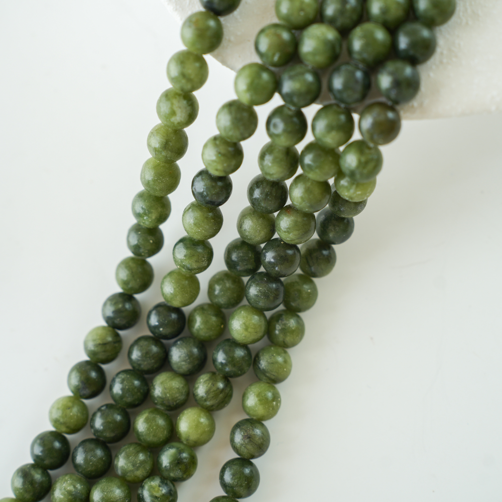 Syd-jade,10mm rund,hel streng 38cm