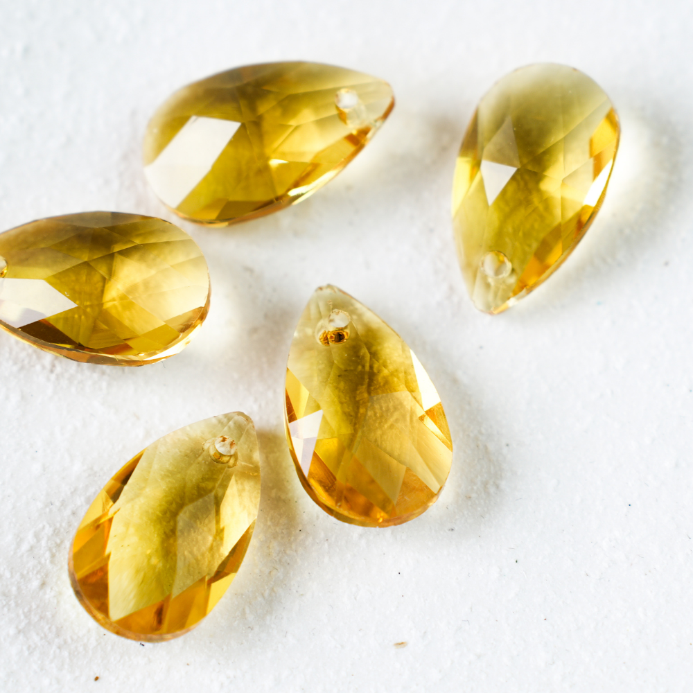 Zirkon,Dråbeform,21.8*13mm,2 stk. - Old Gold