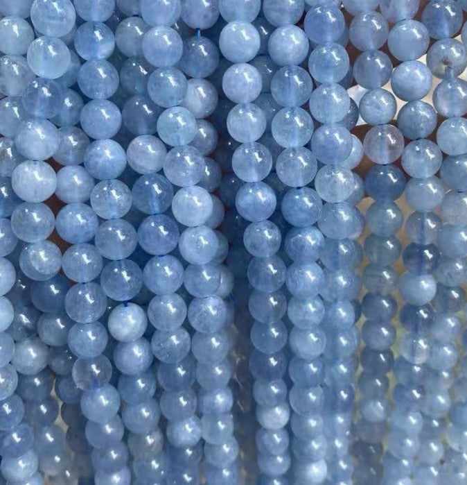 Aquamarin, rund , 4 mm, 1 streng