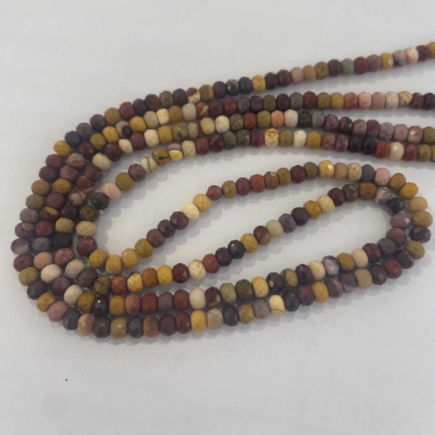 Agat , rund , ca.4 mm, 1 streng