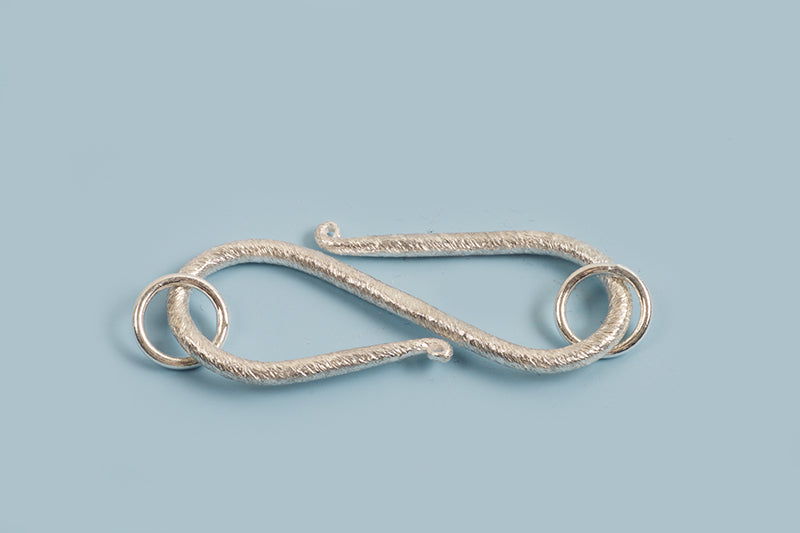 S-lås, børstet, ca. 40x17 mm, 925s, 1 sæt
