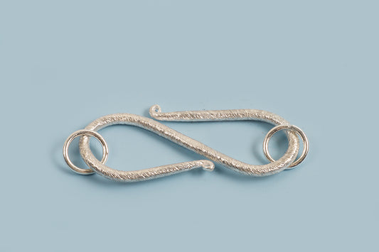 S-lås, børstet, ca. 40x17 mm, 925s, 1 sæt