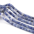 Sodalit , Firkantede perler  4.3 mm , hel streng