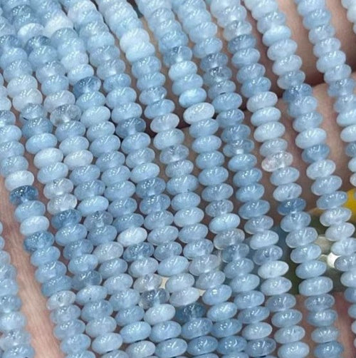 Aquamarin, oblate, ca. 4.5×2.3 mm, 1 streng