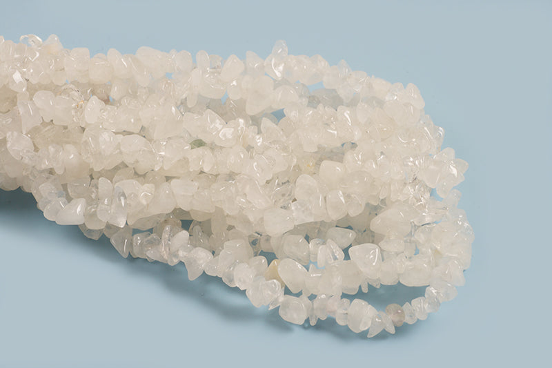 Glasperle, chips, hvid/klar, 1 streng, ca. 80 cm