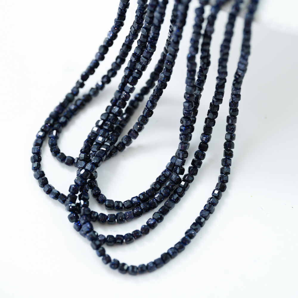 Blue Golden Sandstone，facetslebne terninger, 2.5mm/37cm，Hel Streng