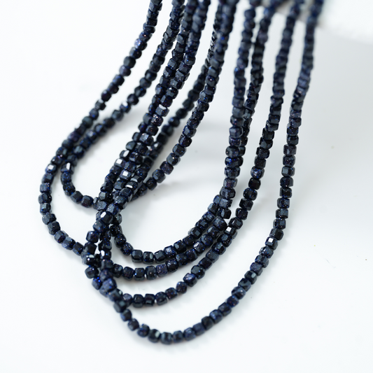 Blue Golden Sandstone，facetslebne terninger, 2.5mm/37cm，Hel Streng