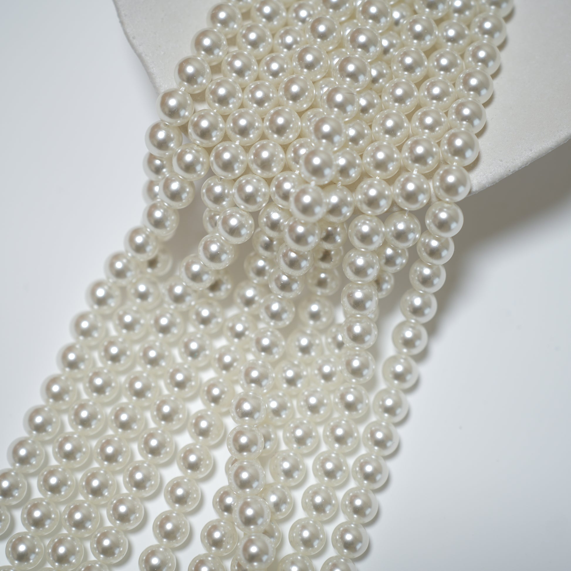 Crystal pearl,10mm rund/40cm, Hel Streng - Cream