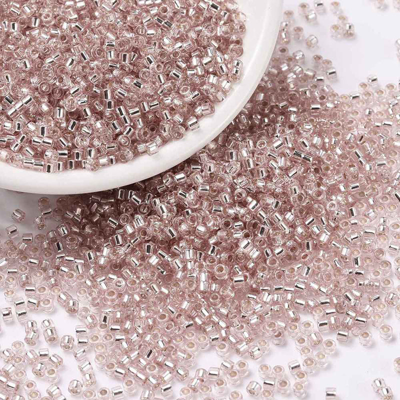 Seed beads, ca. 2x1,5 mm, lys rosa, ca. 5 gram