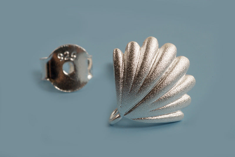 Ørestikker, muslingeskal m/øje, mat, ca. 9x10 mm, 925s, 1 par