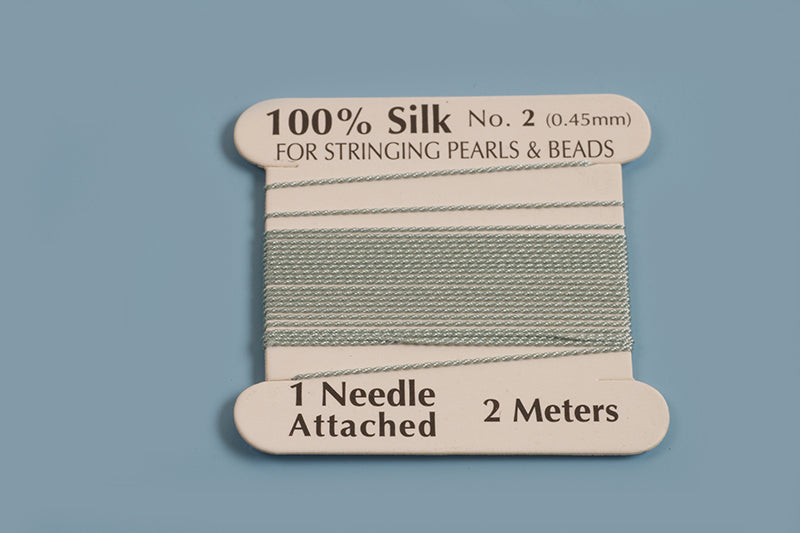 Silke perlesnor m/nål, 0,45 mm, blå/grøn, ca. 2 meter