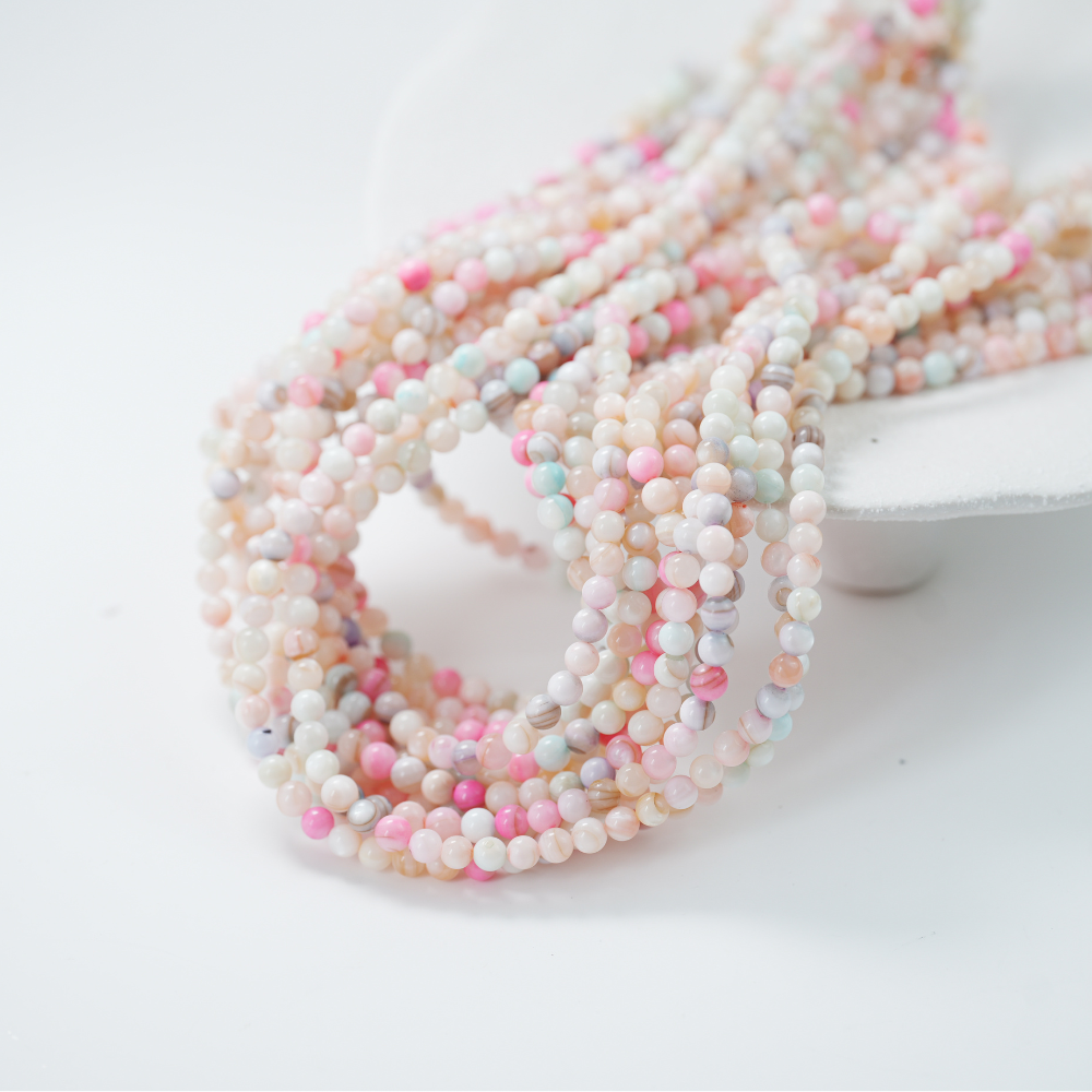 Naturlige skal perler,5mm rund, hel streng 39cm - Macaroner