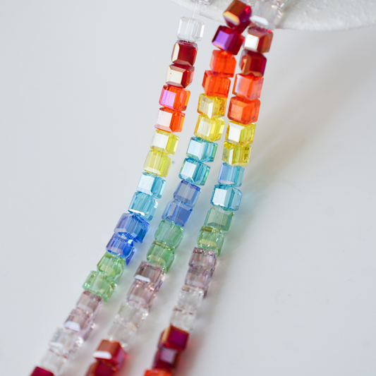 Zirkon,Terninger,5.6mm/34cm,Hel Streng - Mix1