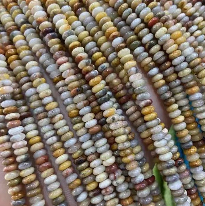 Agat , oblate , ca.5 mm, 1 streng