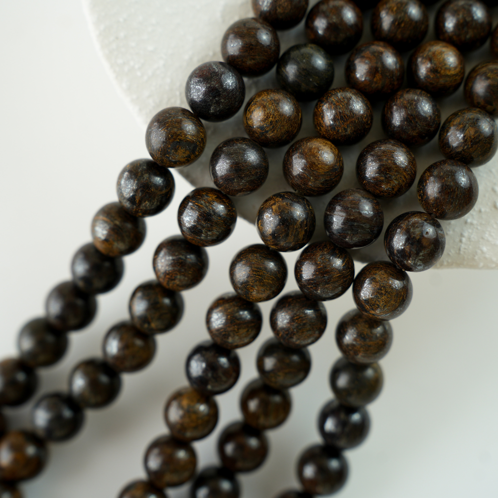 Bronzegrå，10mm rund，hel streng 38cm