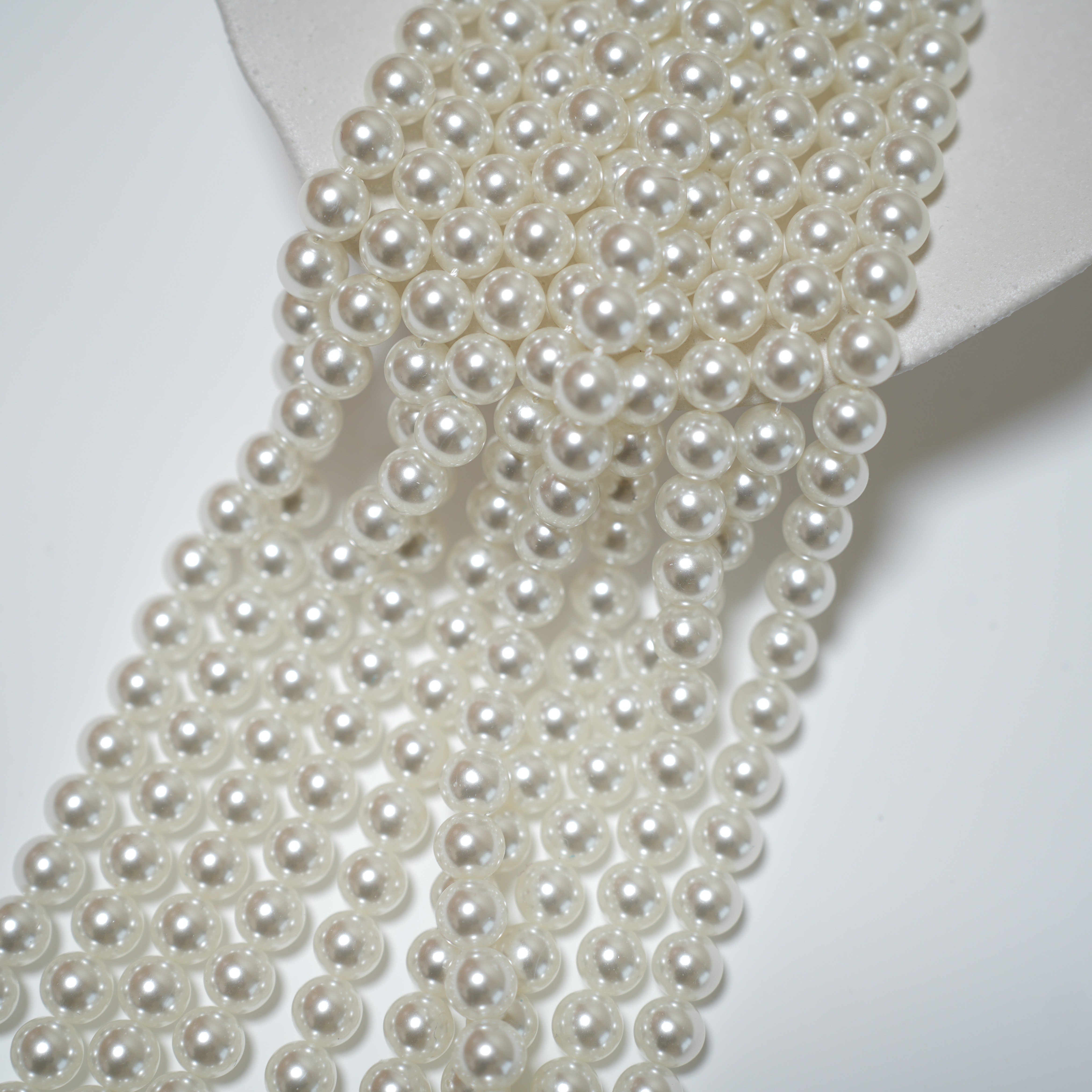 Crystal pearl,10mm rund/40cm, Hel Streng - Cream