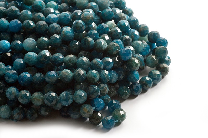 Apatite, facet, ca. 7-8 mm, 1/2 streng