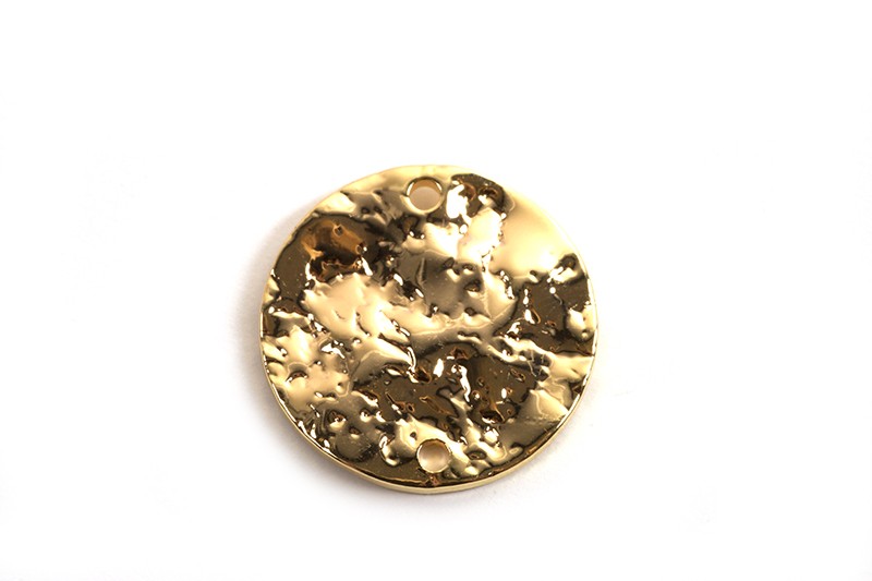 Mønt m/2 huller, banket, 13x1,5 mm, forgyldt med 18K guld, 2 stk.