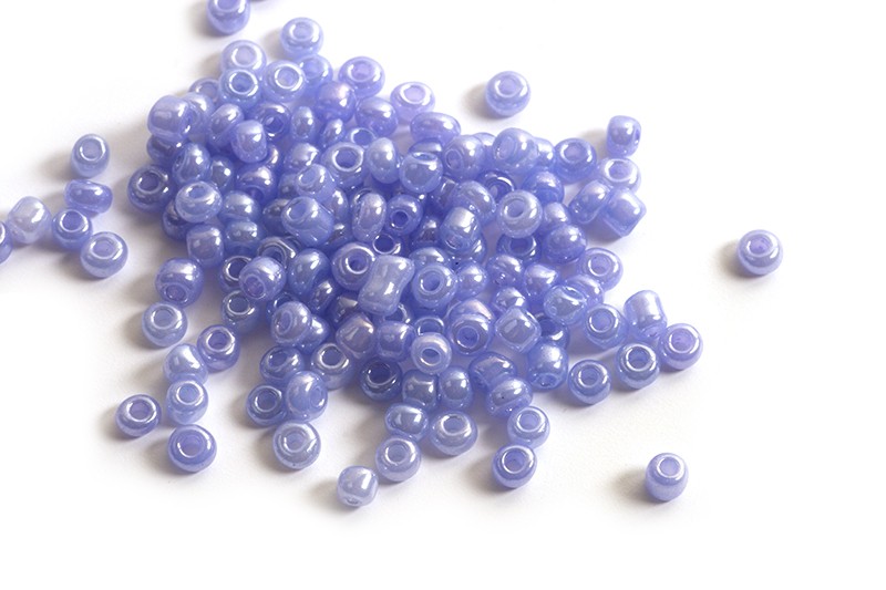 Seed beads, ca. 3 mm, lilla med shine, ca. 15 gram