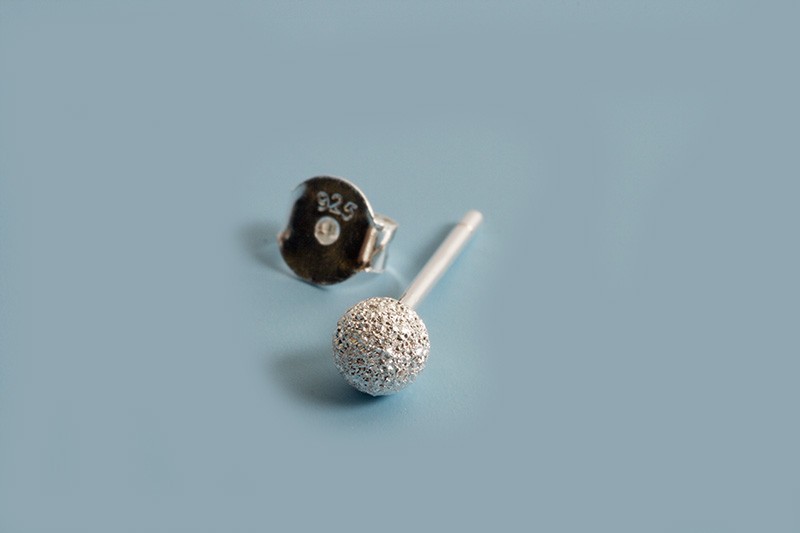 Ørestikker, m/perle, diamantslebne, 4 mm, 925s, 1 par