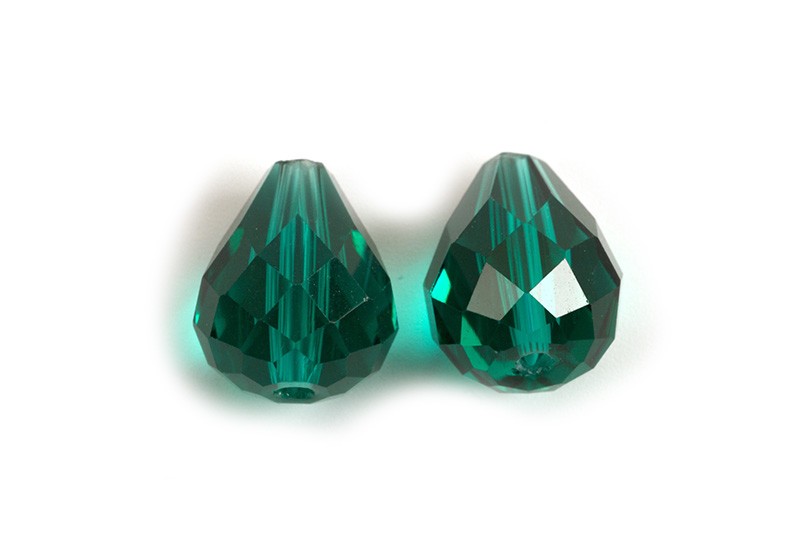 Glasperle, dråbe, facet, 10x12 mm, grøn, 2 stk.