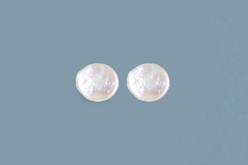 Ferskvandsperler, mønt, 11-13 mm. hvid, 2 stk.