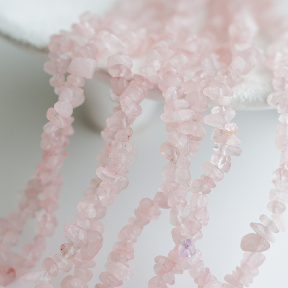 Naturlige rå krystallerpink，Chips Perler,3-8mm76cm，Hel Streng