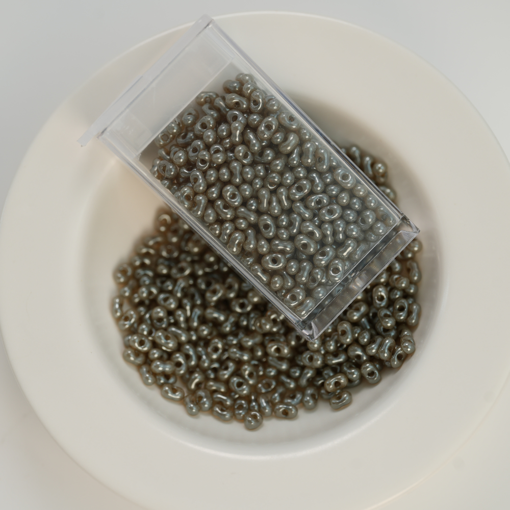 PRECIOSA Jordnød Beads, P3010，ca. 2*4mm, ca. 10G, 1 æske