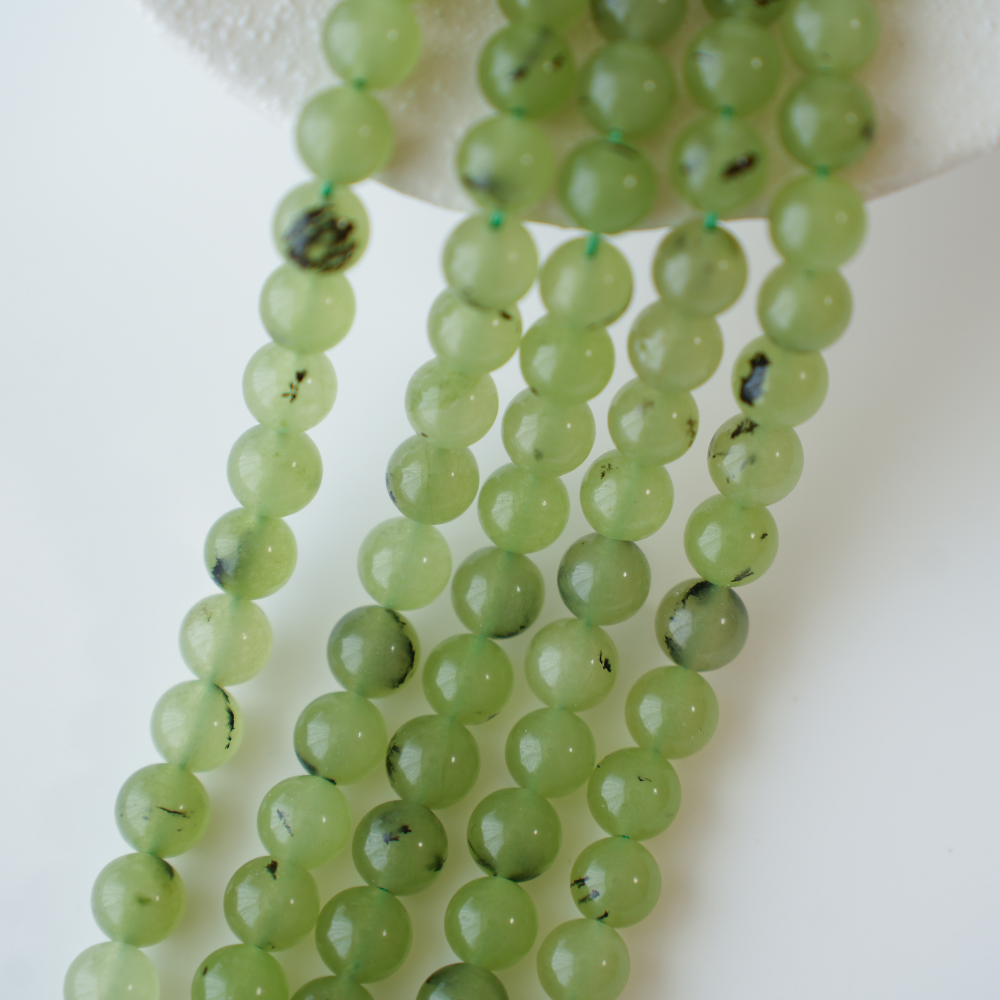 Prehnit,10mm rund，hel streng 37cm 
