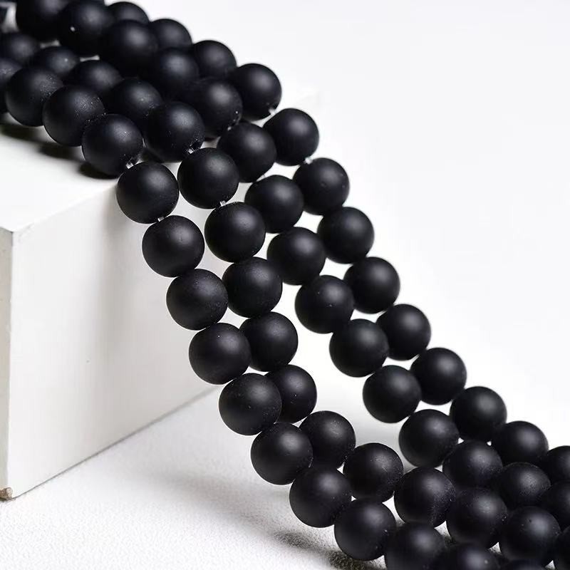 Sort onyx, mat, 18 mm, 1 streng