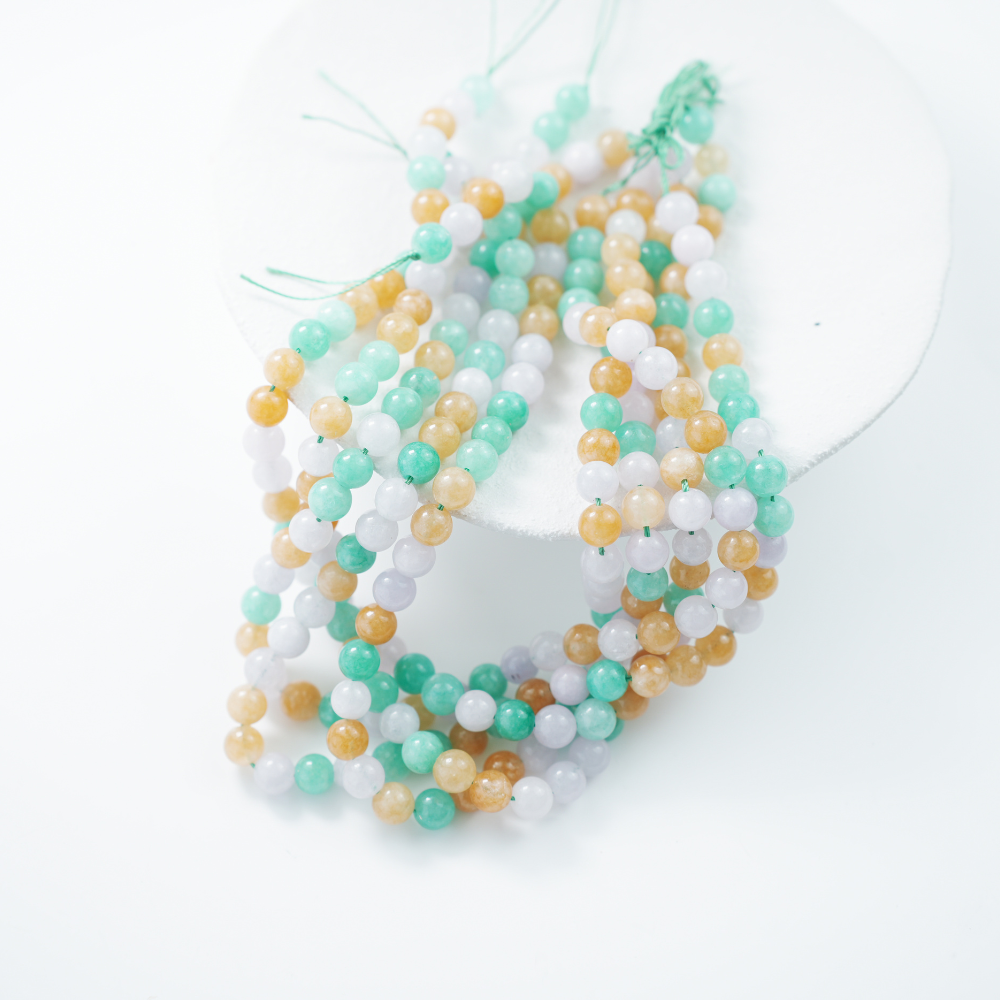 Trefarvet Jade，8mm rund，hel streng 37cm