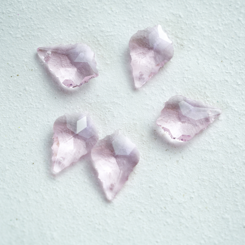 Zirkon,Iønnebladform,21.5*15mm，2 stk. - Lyserød