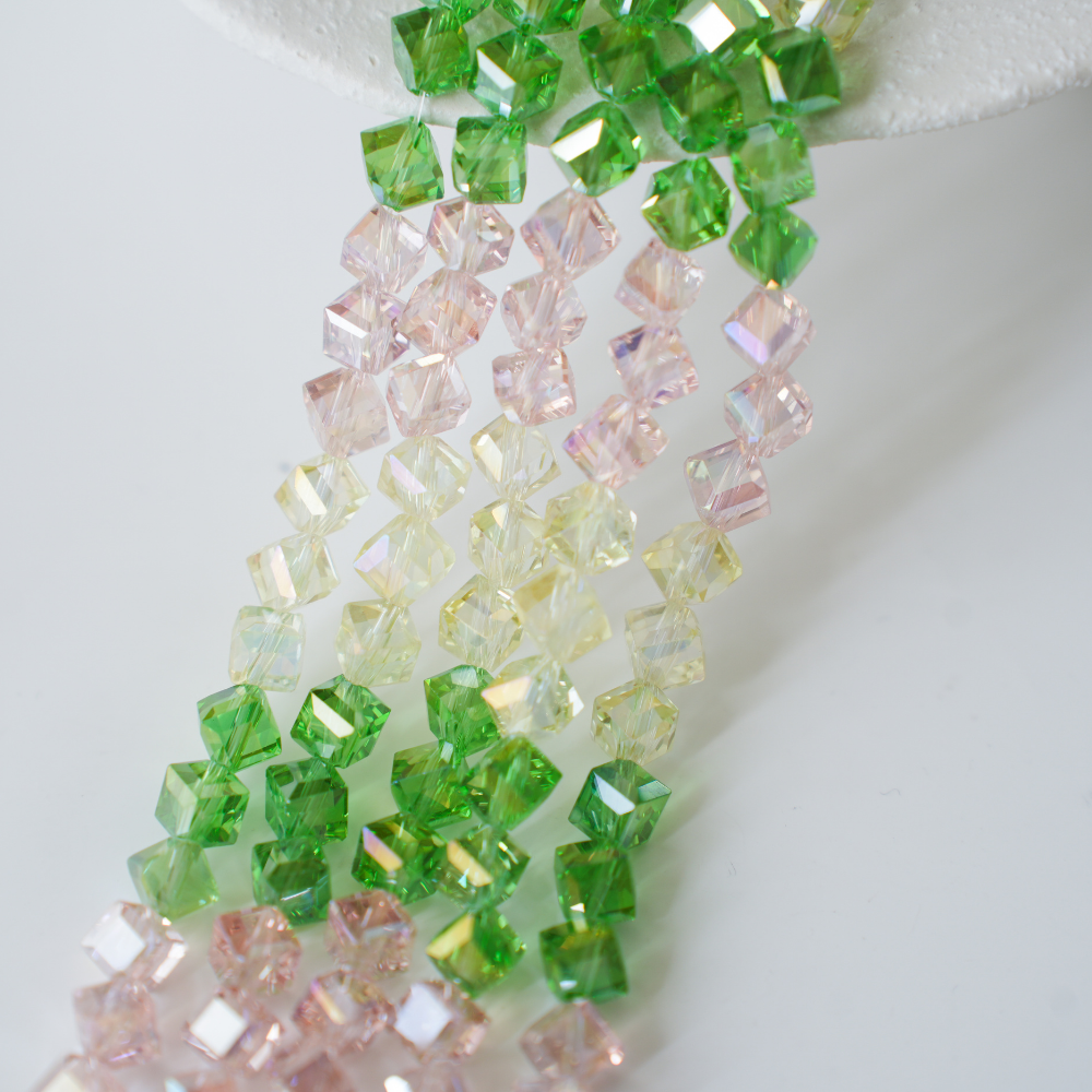 Zirkon,Skråhullet Terninger,5.6mm/34cm,Hel Streng - Mix2