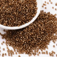 Seed beads, ca. 2x1,5 mm, lys brun, ca. 5 gram