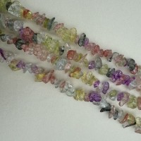 Bjergkrystal, chips, farverige slik ，ca. 8-13 x 8-13mm, 1 streng