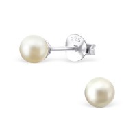 Medium Pearl Ear Studs Silver