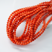 Naturlige skal perler,5.5mm rund, hel streng 37cm - Valmuerød