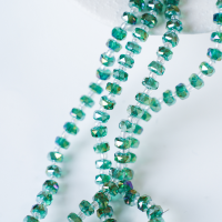 Zirkon,Facetslebne rondeller med mellemled, 6mm/55cm，Hel Streng - Smaragd