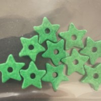 Keramikstjerne, grøn, ca. 9,5 mm, 10 stk.
