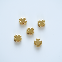 Mellemled polerede blomster ,FG,5mm,5 stk.‌