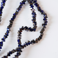 Zirkon,Trekantet rombe，4mm/32cm，Hel Streng - Blå